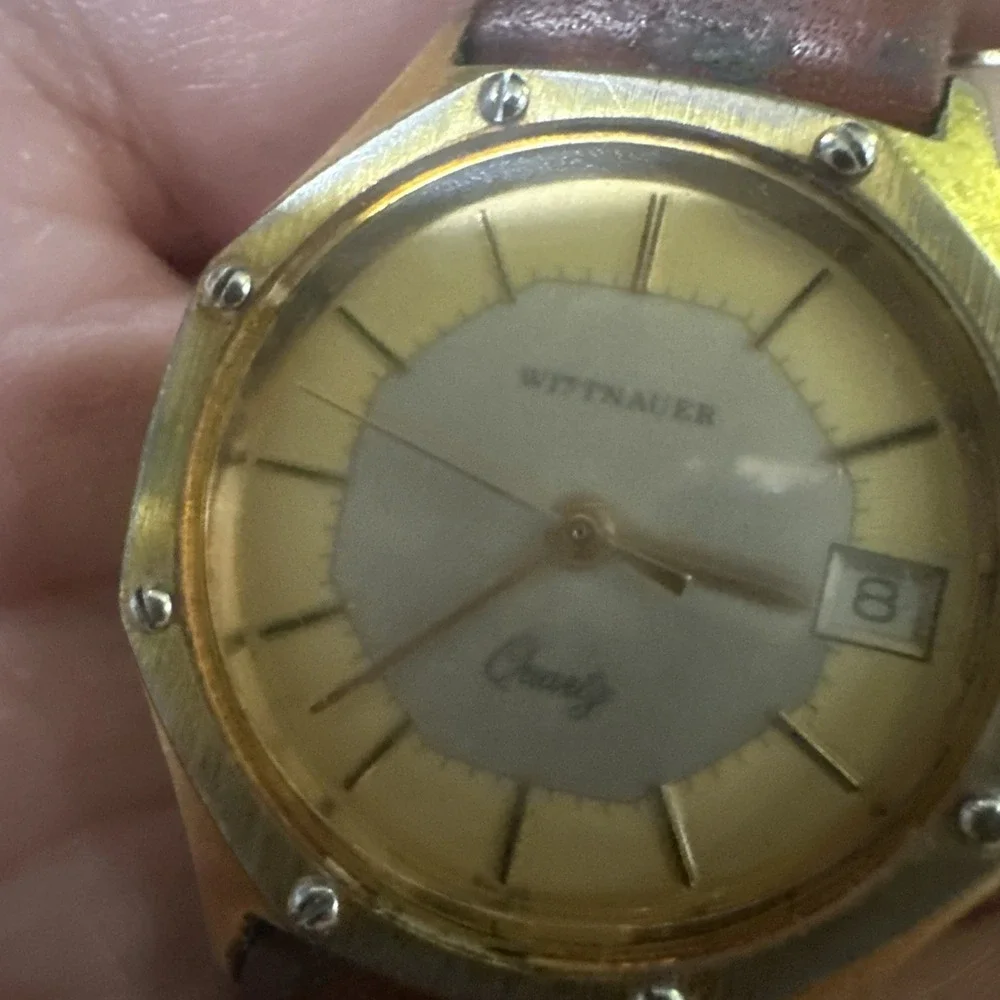 Wittnauer watch has
